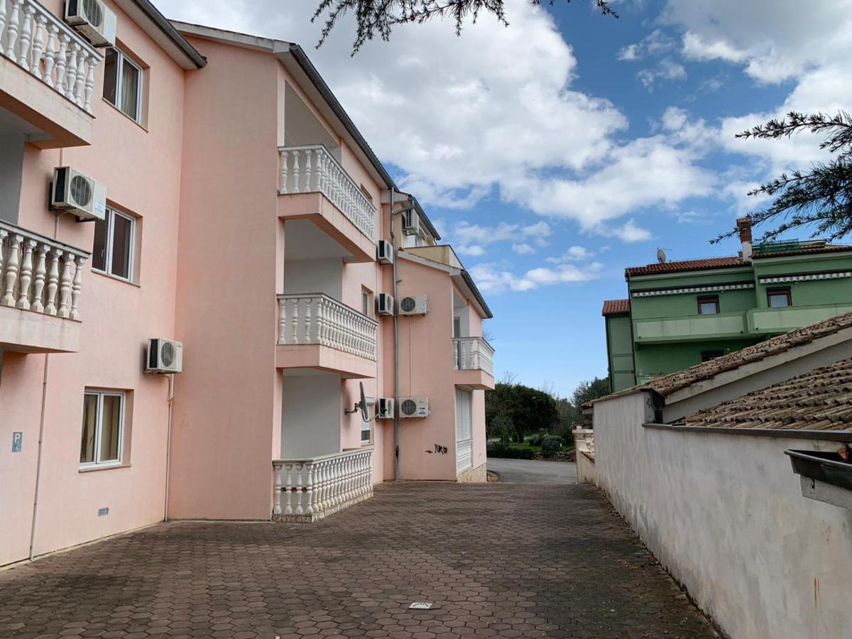 Apartman Dobric Fazana Luaran gambar
