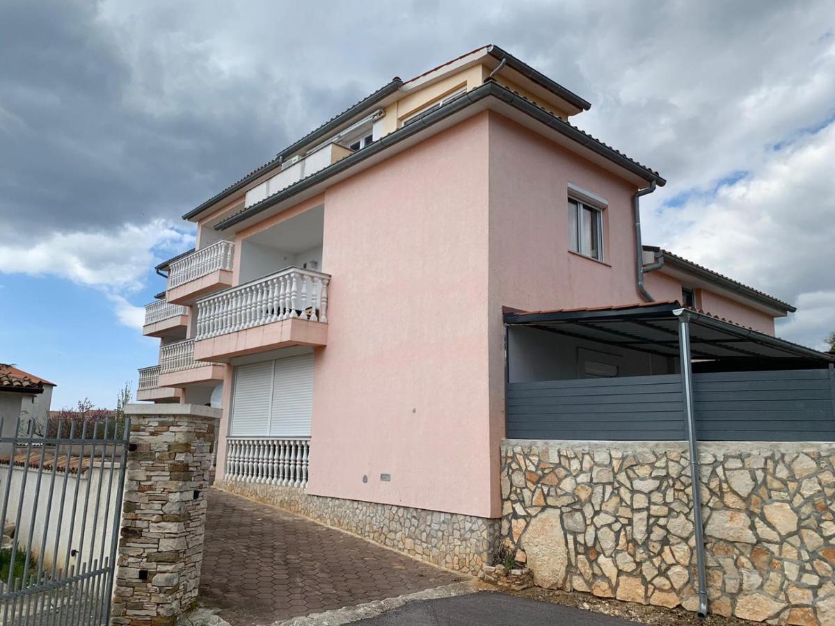 Apartman Dobric Fazana Luaran gambar