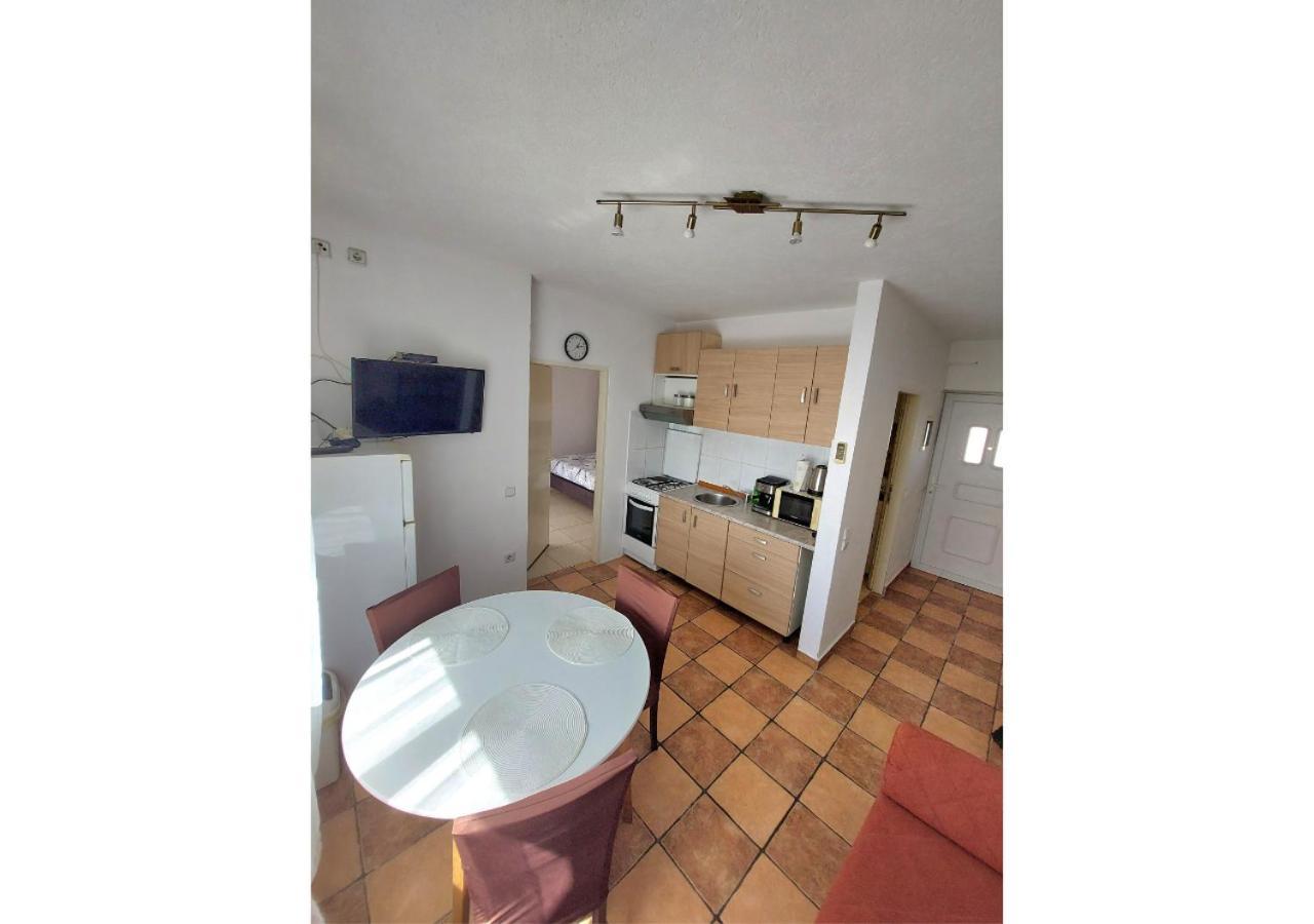 Apartman Dobric Fazana Luaran gambar
